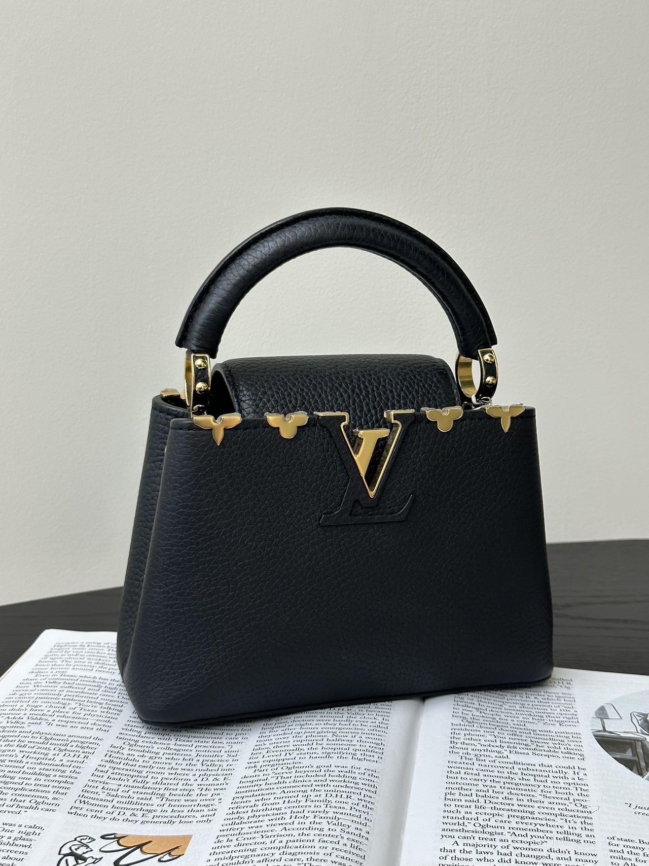 LV CAP 全皮黑  芯片款 附件：尘袋 肩带