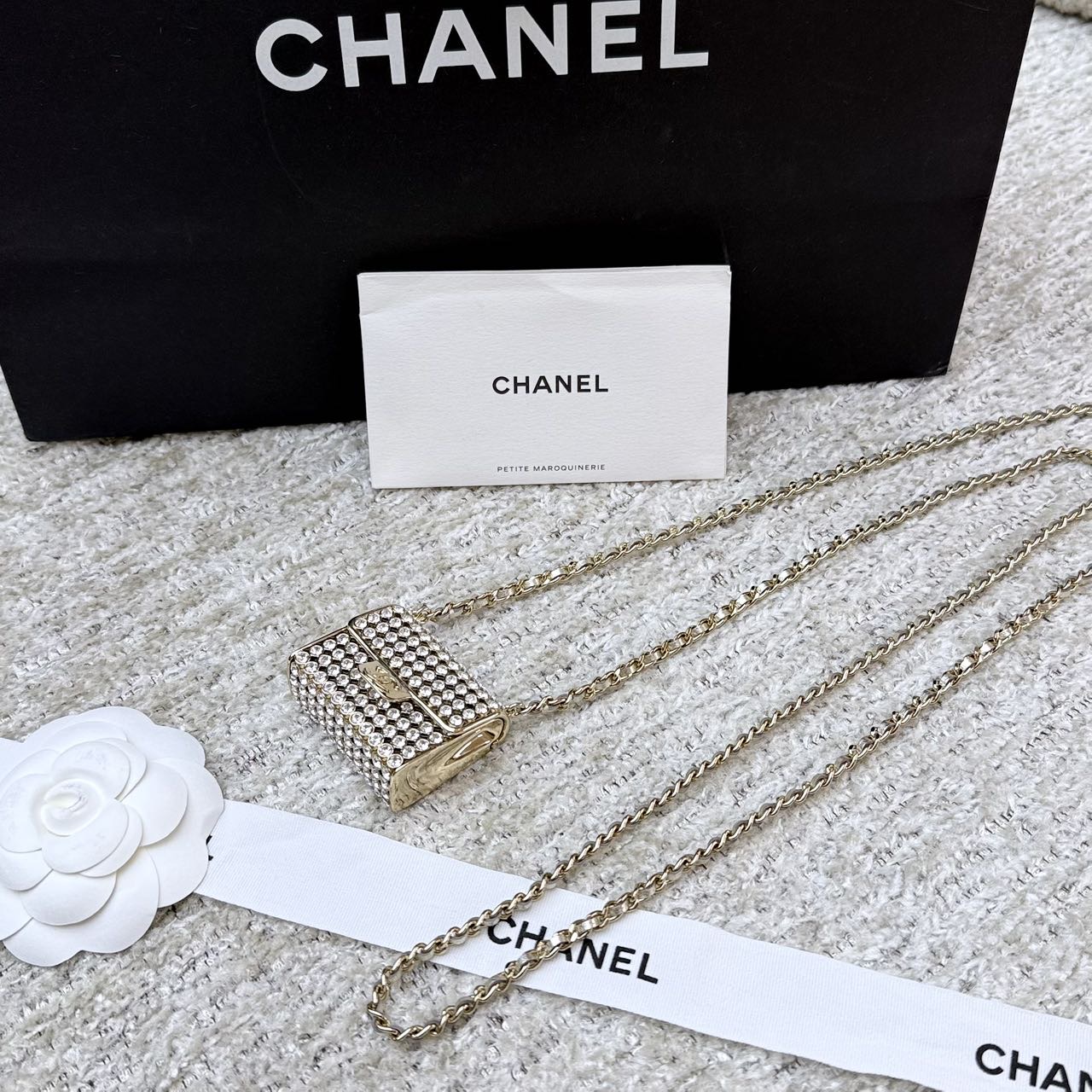 Chanel 香奈儿满天星镂空水钻金色cf项链斜挎包 无附件